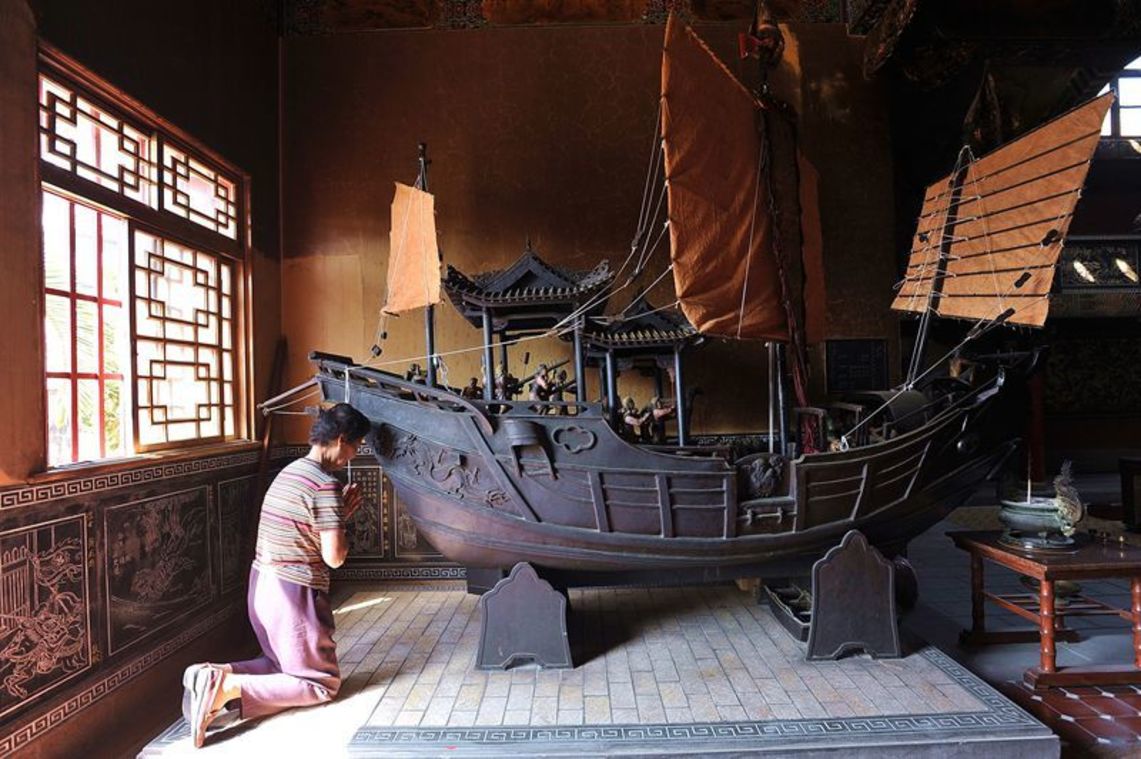 三寮灣東隆宮銅製王船
